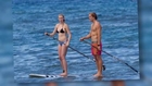 Ireland Baldwin en bikini fait du paddleboard avec son petit-ami Slater à Hawaï